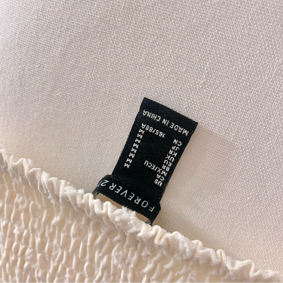 ❌SOLD❌ Forever 21 Cream Bustier Crop Top Puff Sleeve Ruched Blouse Polka Dot Med - Picture 12 of 13